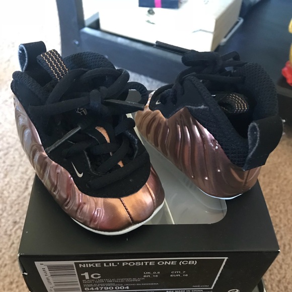 Infant Nike foam posite